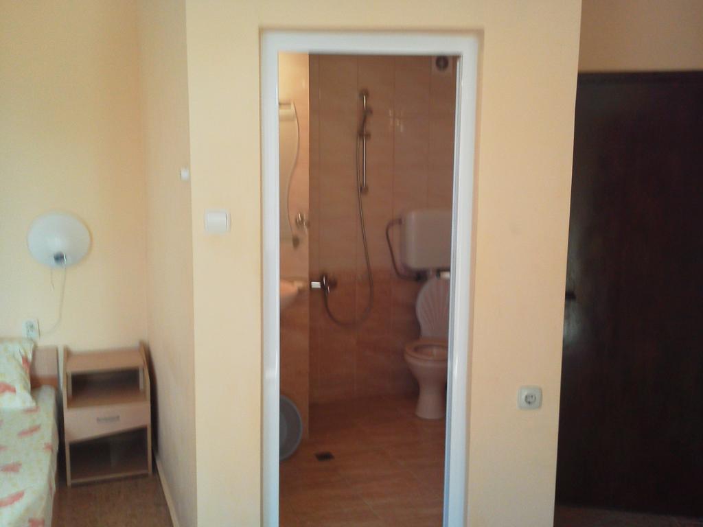 Krasi Hotel Ravda Oda fotoğraf